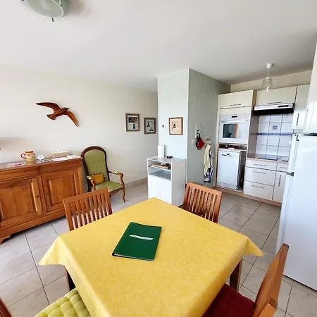 2 Pieces Face Avec Balcon, Parking Et Wifi - - Fr-1-92-941 Apartamento
