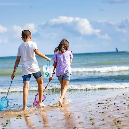 2 Pieces Face Avec Balcon, Parking Et Wifi - - Fr-1-92-941