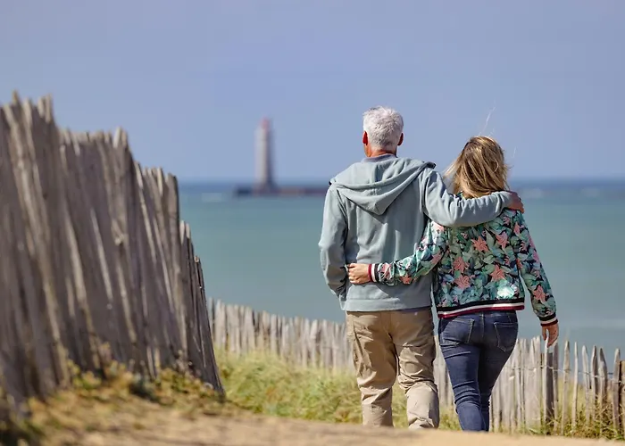 2 Pieces Face Avec Balcon, Parking Et Wifi - - Fr-1-92-941 Les Sables-dʼOlonne